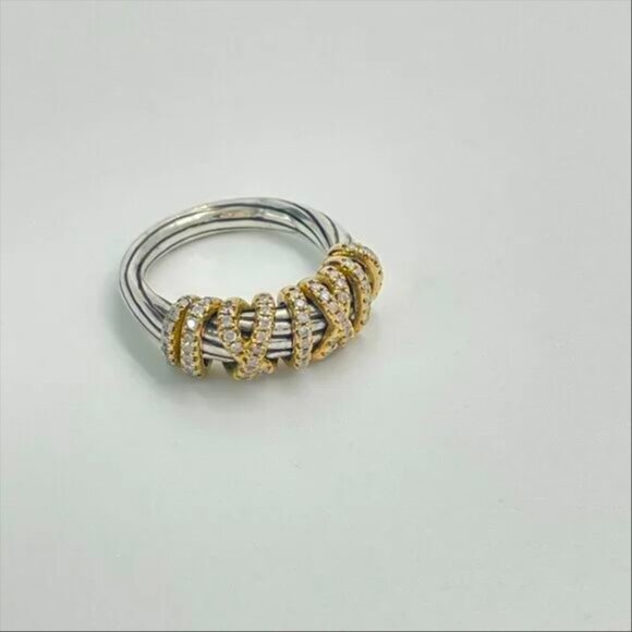 David Yurman Helena Ring with Diamonds & 18k Gold - Picture 9 of 10
